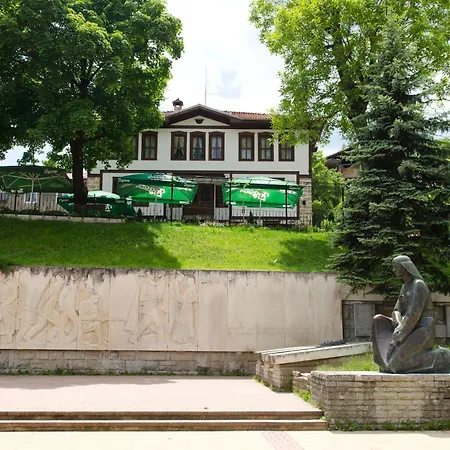 Guest house Petko Takov's House 2*